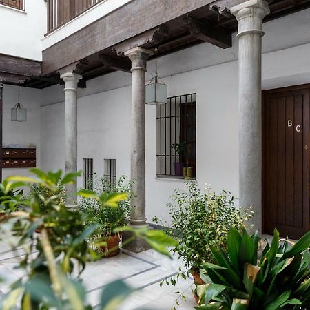 Meraki Suites Dauro Гранада Экстерьер фото