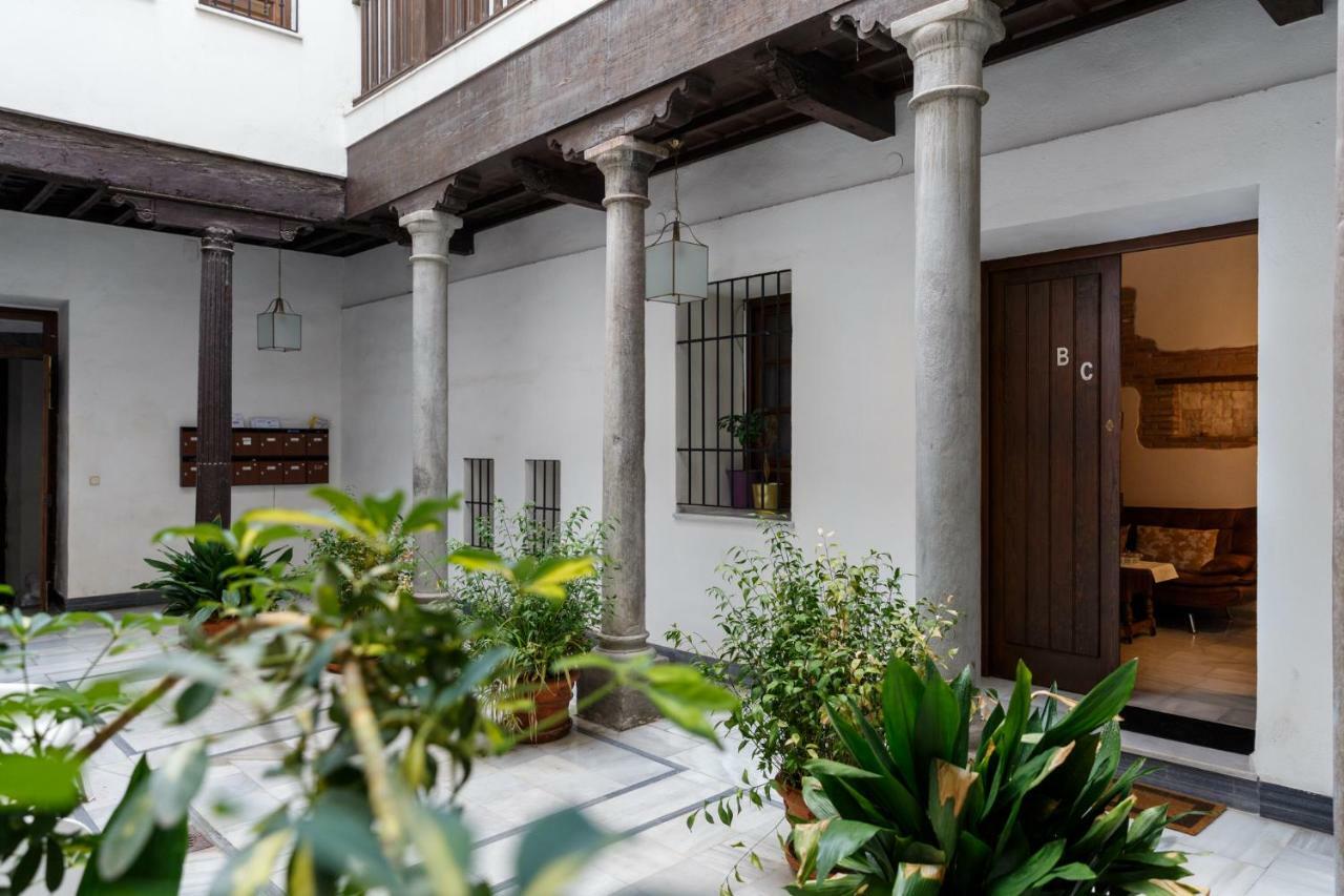 Meraki Suites Dauro Гранада Экстерьер фото